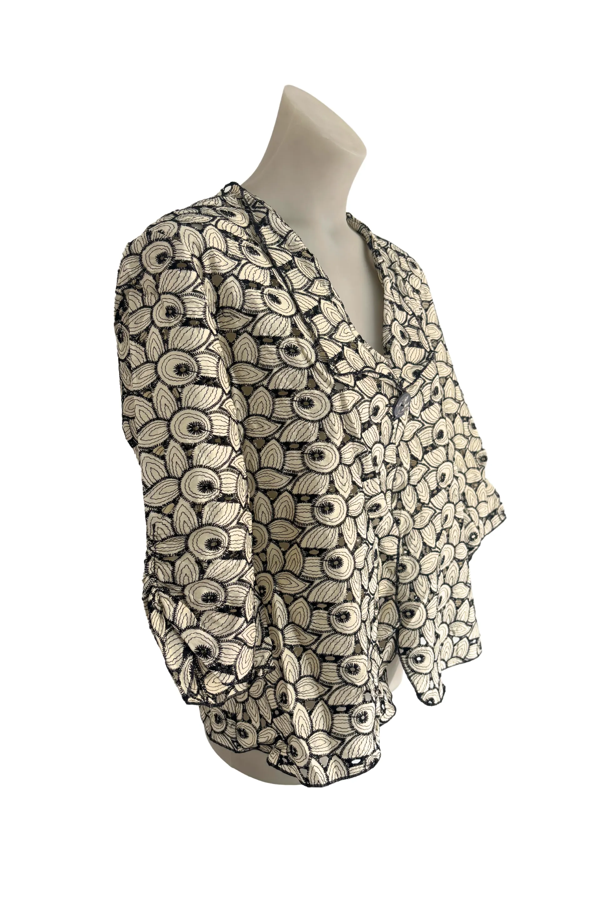 Pierre Cardin Paris NZ made embroidered flower shacket, 12